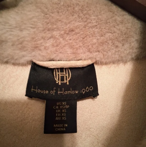 House Of Harlowe 1960 Beige Faux Mink Fur Jacket XS - Picture 10 of 10